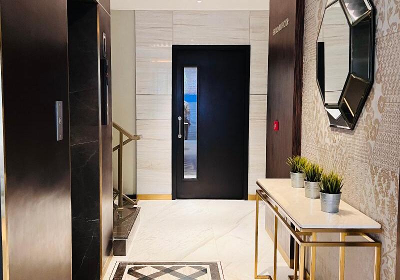 ホテル Zest Metropole