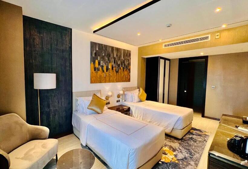 ホテル Zest Metropole