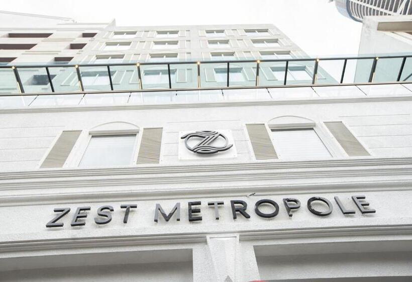 ホテル Zest Metropole