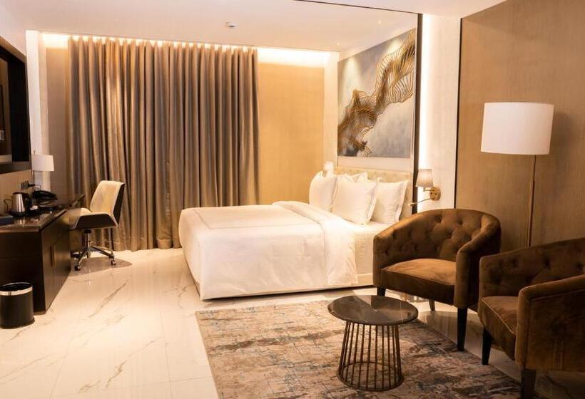 ホテル Zest Metropole