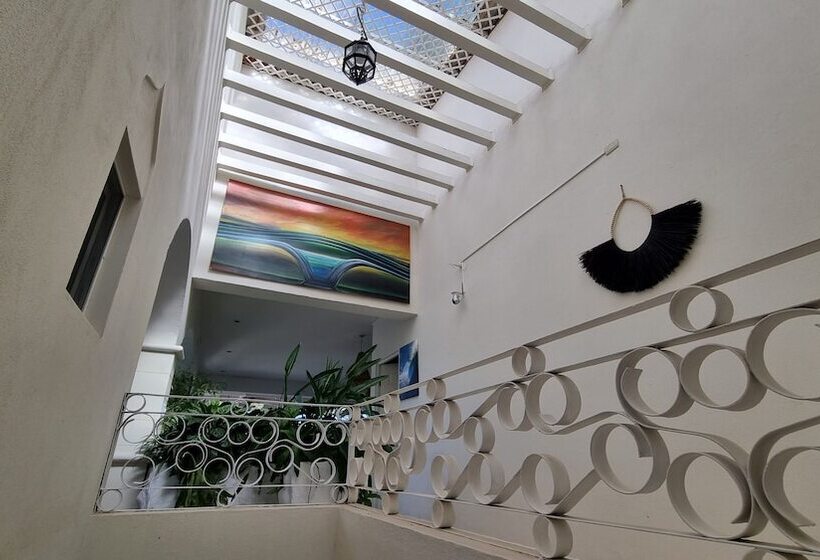 Zulu Surf Hotel Tamarindo