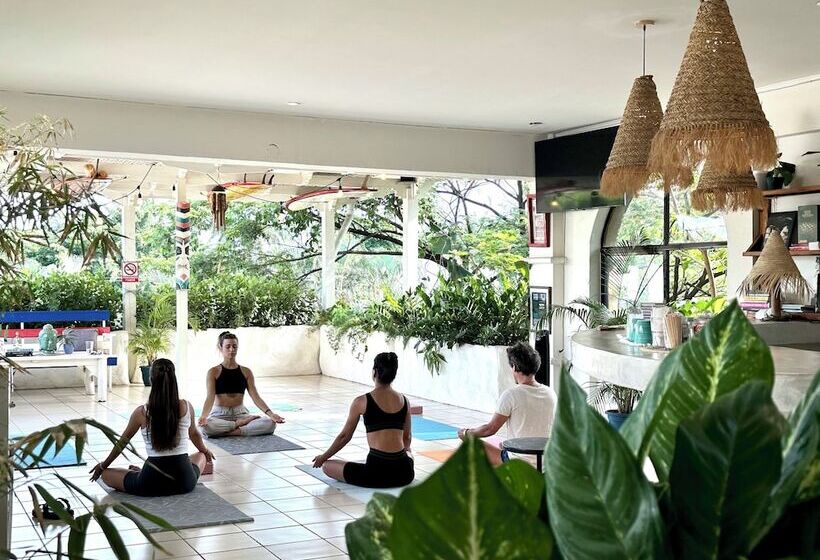 Zulu Surf Hotel Tamarindo