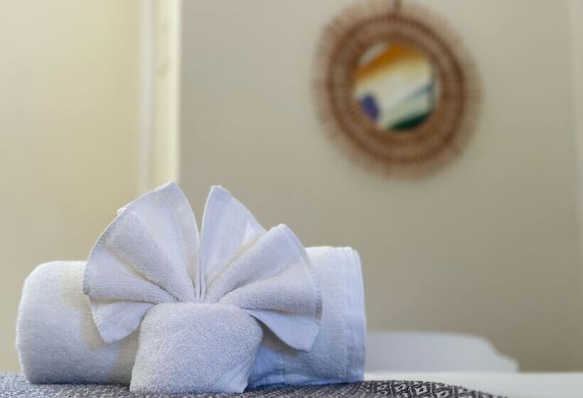 Zulu Surf Hotel Tamarindo