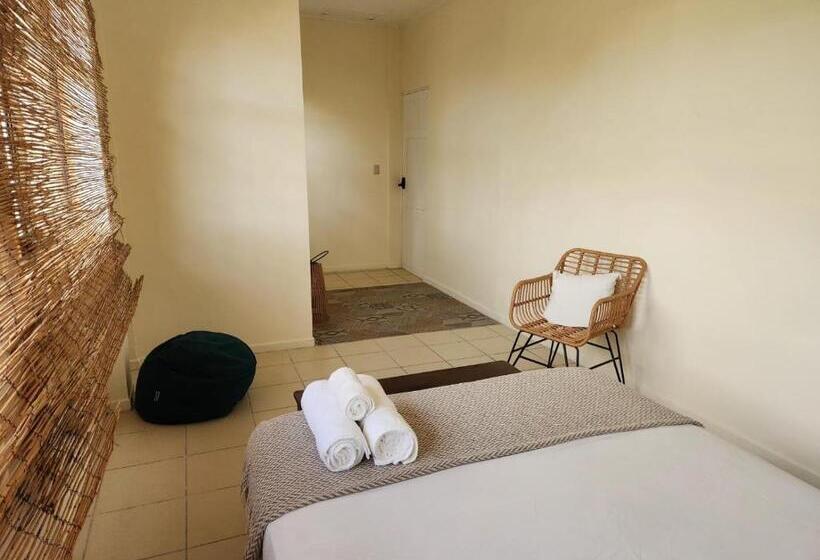 Zulu Surf Hotel Tamarindo