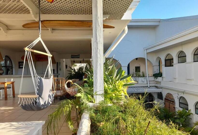 Zulu Surf Hotel Tamarindo