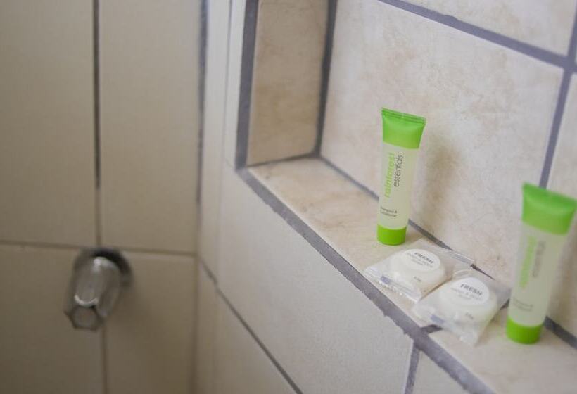 Zulu Surf Hotel Tamarindo