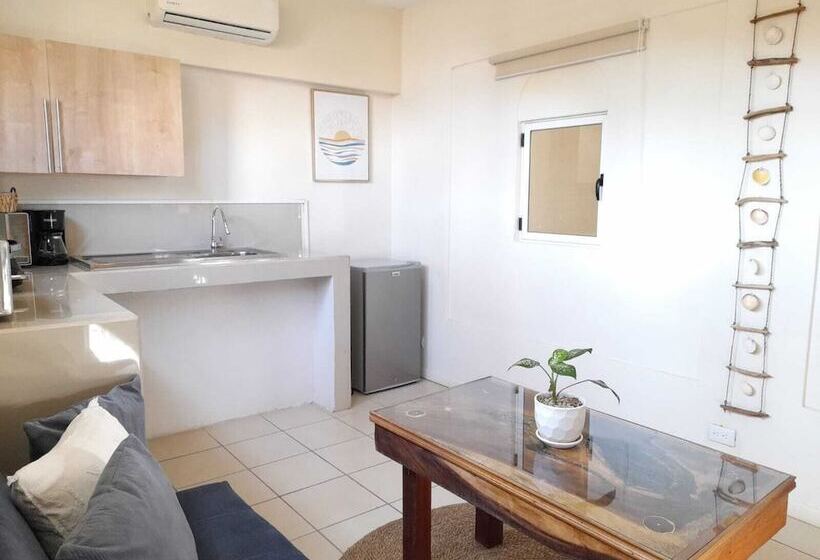 Zulu Surf Hotel Tamarindo