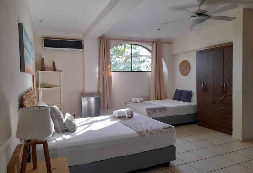 Zulu Surf Hotel Tamarindo