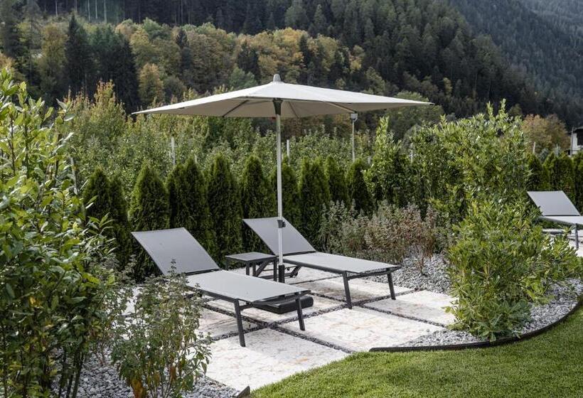 Nidaris   Luxury Private Spa Suites