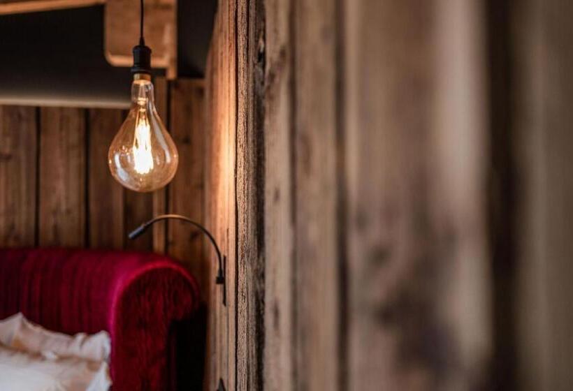 Nidaris   Luxury Private Spa Suites