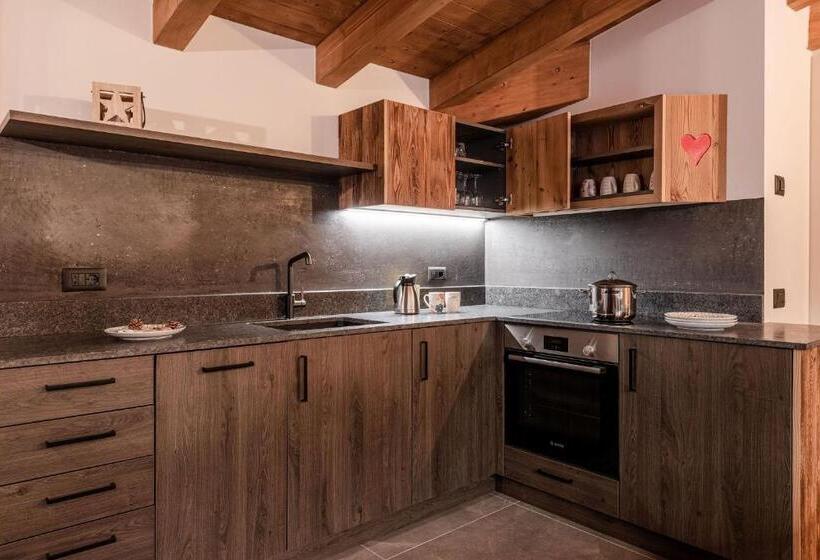 Nidaris   Luxury Private Spa Suites