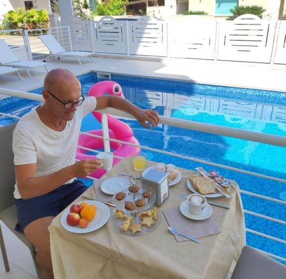 Nuovo Hotel Settibi 20m Dalla Spiaggia