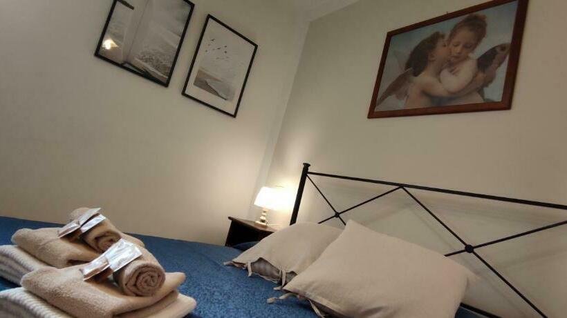 بنسيون Affittacamere Angela