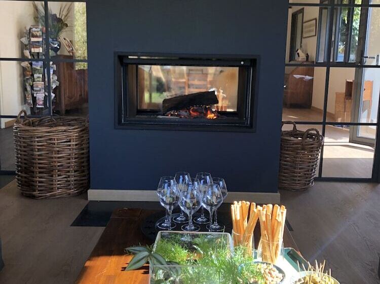 ペンション Clos Des Poulies