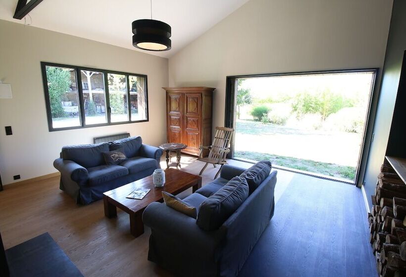 ペンション Clos Des Poulies