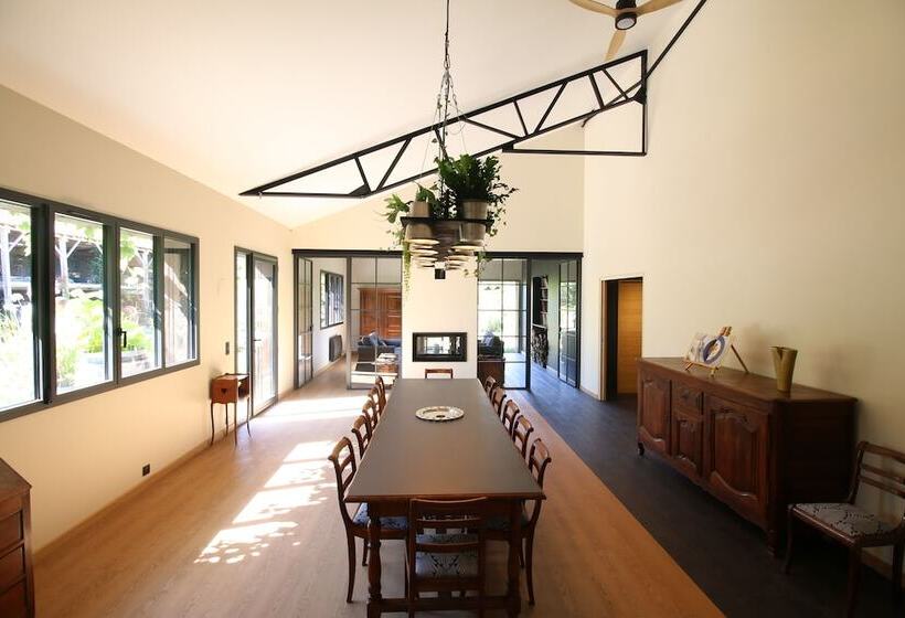 بنسيون Clos Des Poulies