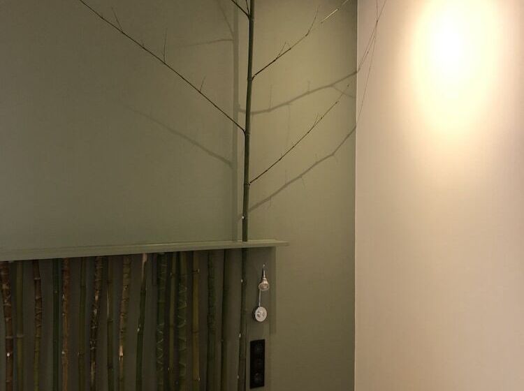 بنسيون Clos Des Poulies