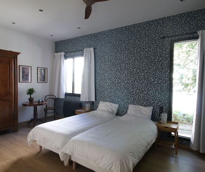 ペンション Clos Des Poulies