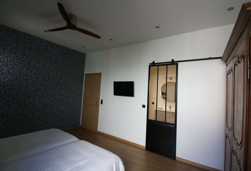 ペンション Clos Des Poulies