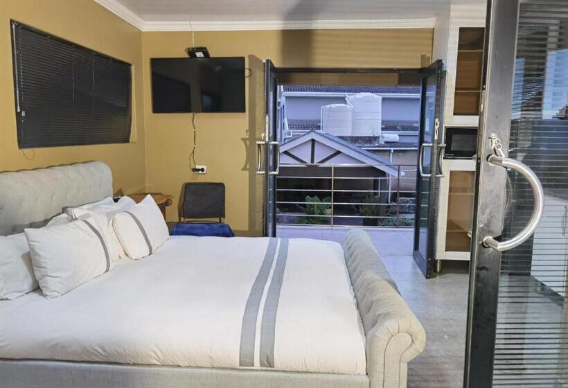 Пансион Fountain Beach House Ikhaya