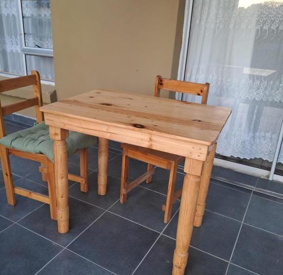 Пансион Fountain Beach House Ikhaya