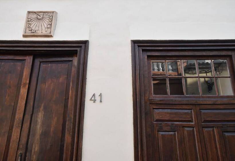 ペンション Gato Azul   Coliving