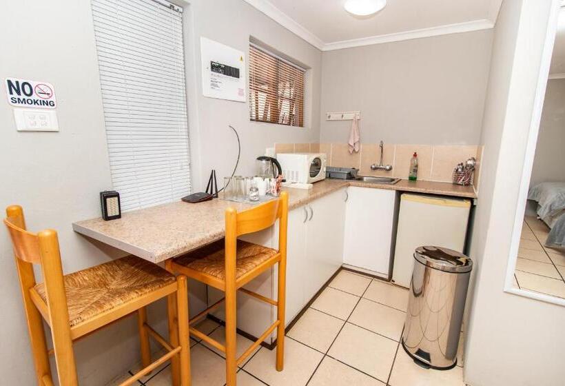 بنسيون Glenmore Guesthouse