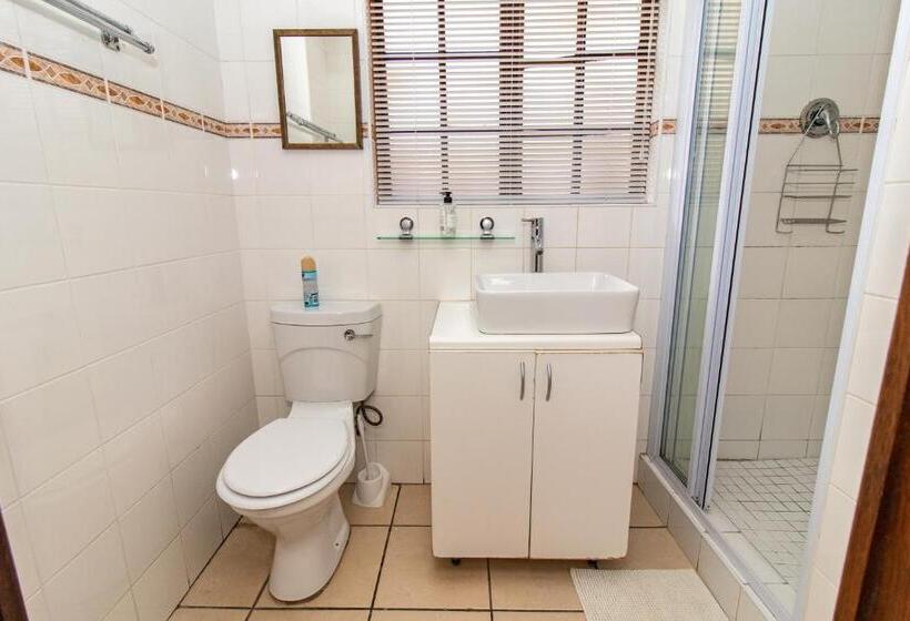 بنسيون Glenmore Guesthouse