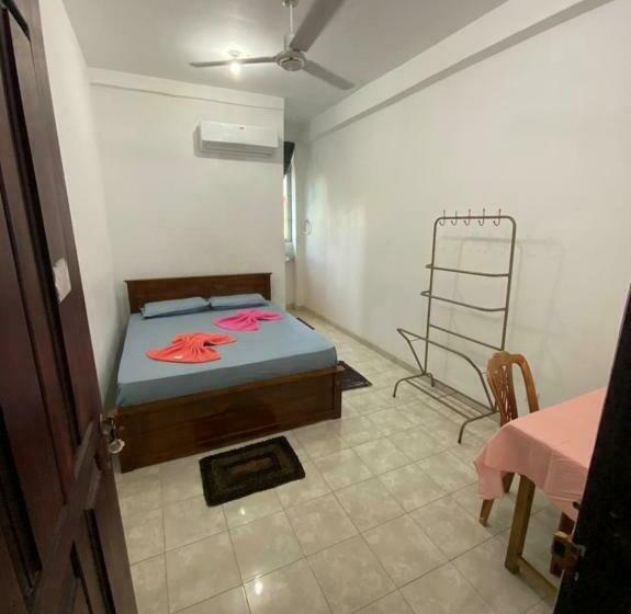 פנסיון Grand White