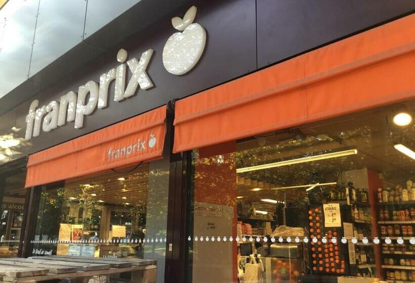 ペンション Just For Sleep Parisian Male Dorm Room Daily Stay From 20h To 10h Check In By Appointment Conta