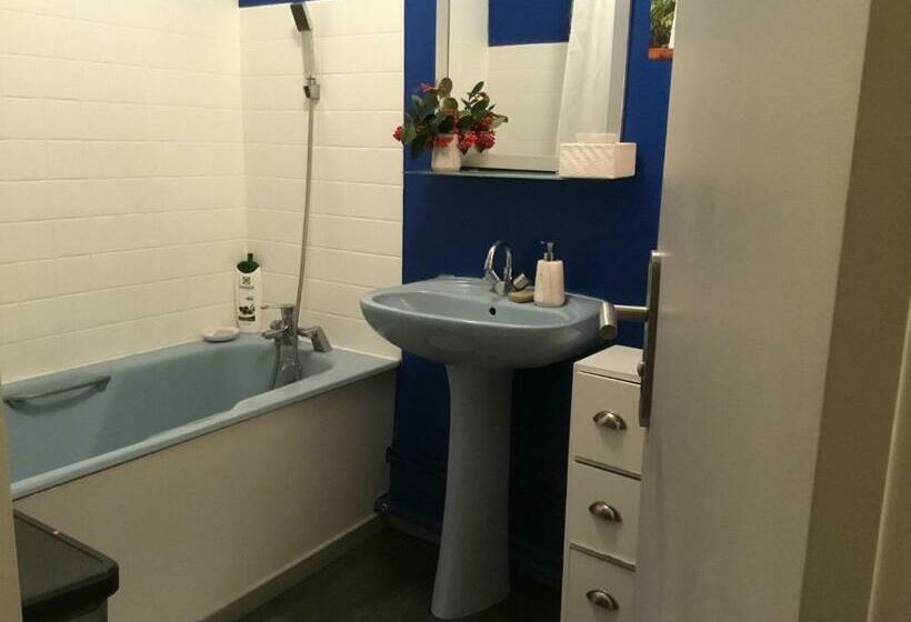 ペンション Just For Sleep Parisian Male Dorm Room Daily Stay From 20h To 10h Check In By Appointment Conta