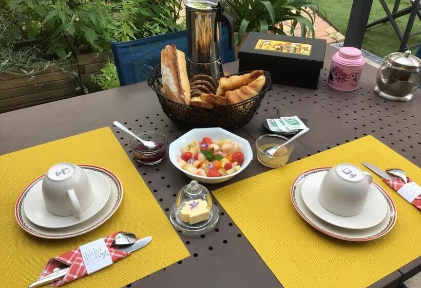 Пансион La Foulonnière De Neuville