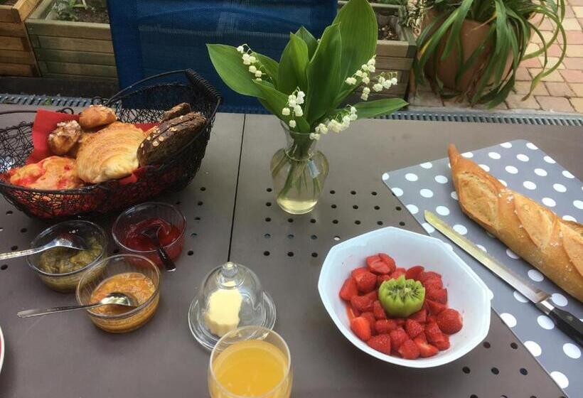 Пансион La Foulonnière De Neuville