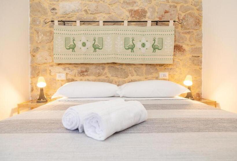 פנסיון La Torre Dei Colombo