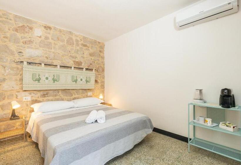 פנסיון La Torre Dei Colombo