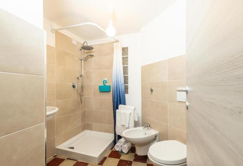 פנסיון La Torre Dei Colombo