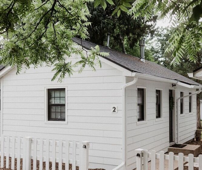 بنسيون Spearfish Cottages