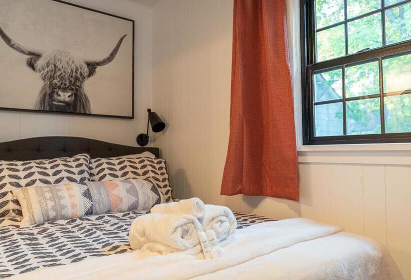 بنسيون Spearfish Cottages