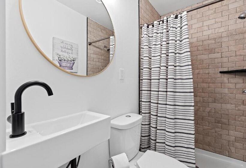 بنسيون Spearfish Cottages