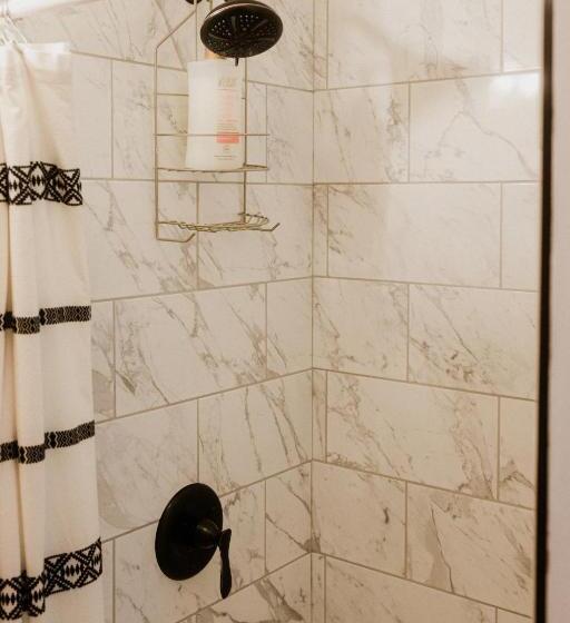 بنسيون Spearfish Cottages