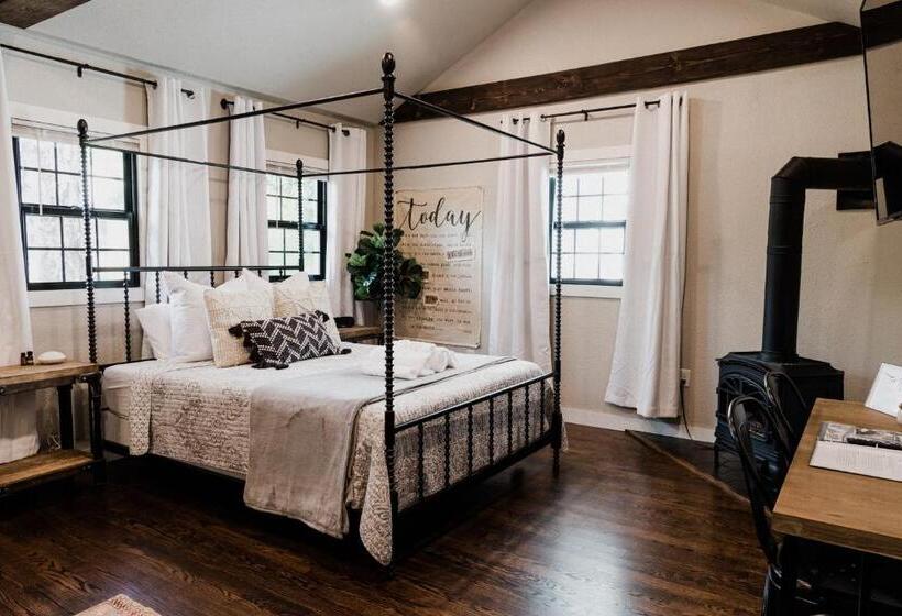 بنسيون Spearfish Cottages