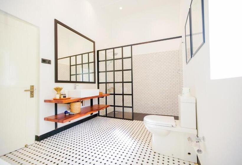 פנסיון Villa Lé Maas Tota