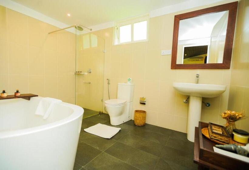 פנסיון Villa Lé Maas Tota