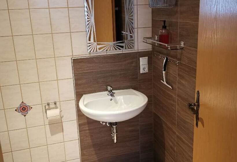 Pension Hüttendorf 49 Gradnord