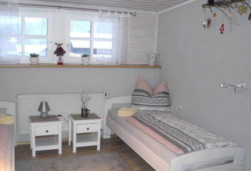 Pension Hüttendorf 49 Gradnord