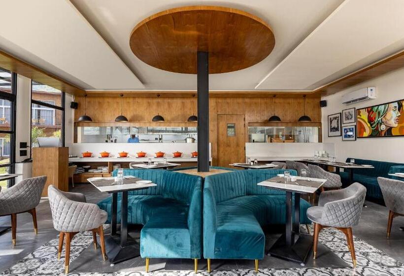 אתר נופש Justa Rasa Retreat & Spa Rishikesh