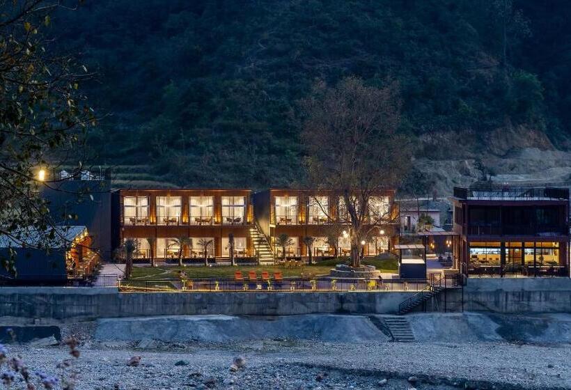 אתר נופש Justa Rasa Retreat & Spa Rishikesh
