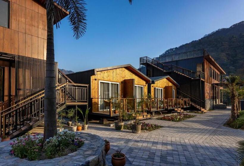 منتجع Justa Rasa Retreat & Spa Rishikesh