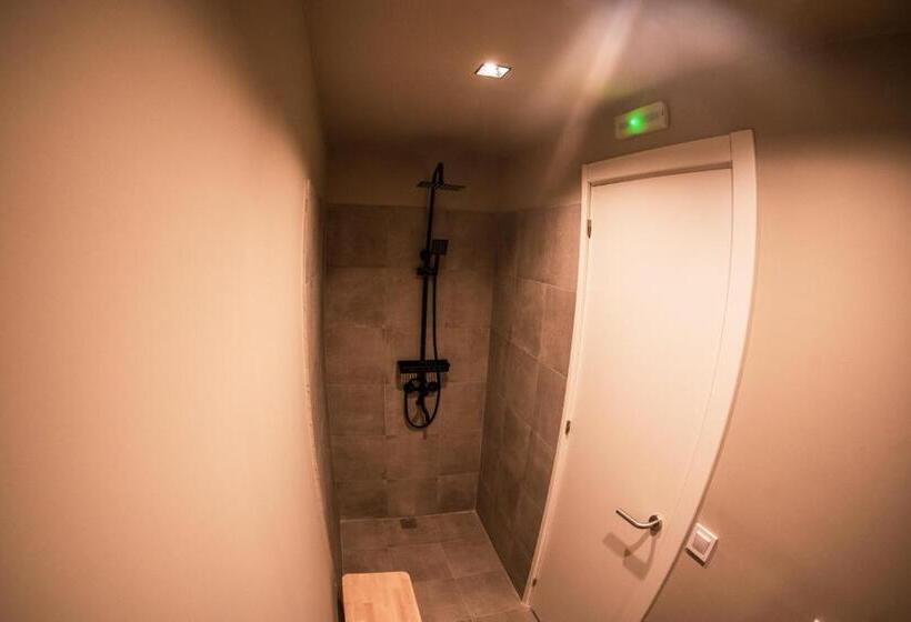 Sierra Nevada Hostel