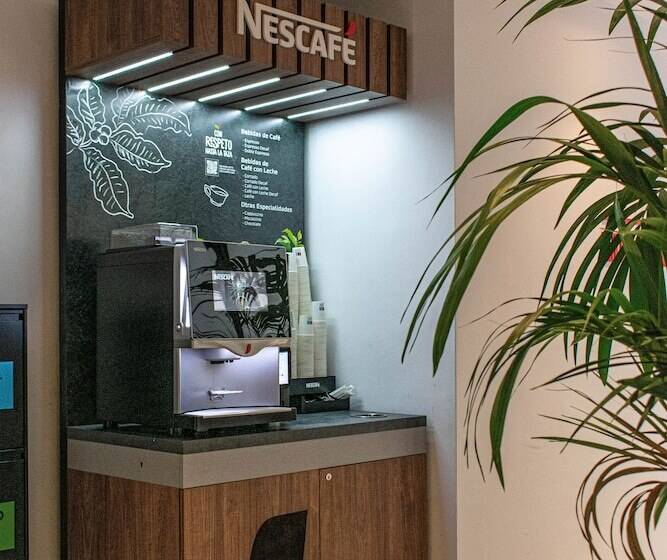 The Boc Hostels City   Albergue Juvenil